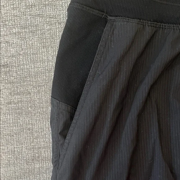 Lululemon Black Jogger Pants - Picture 6 of 10